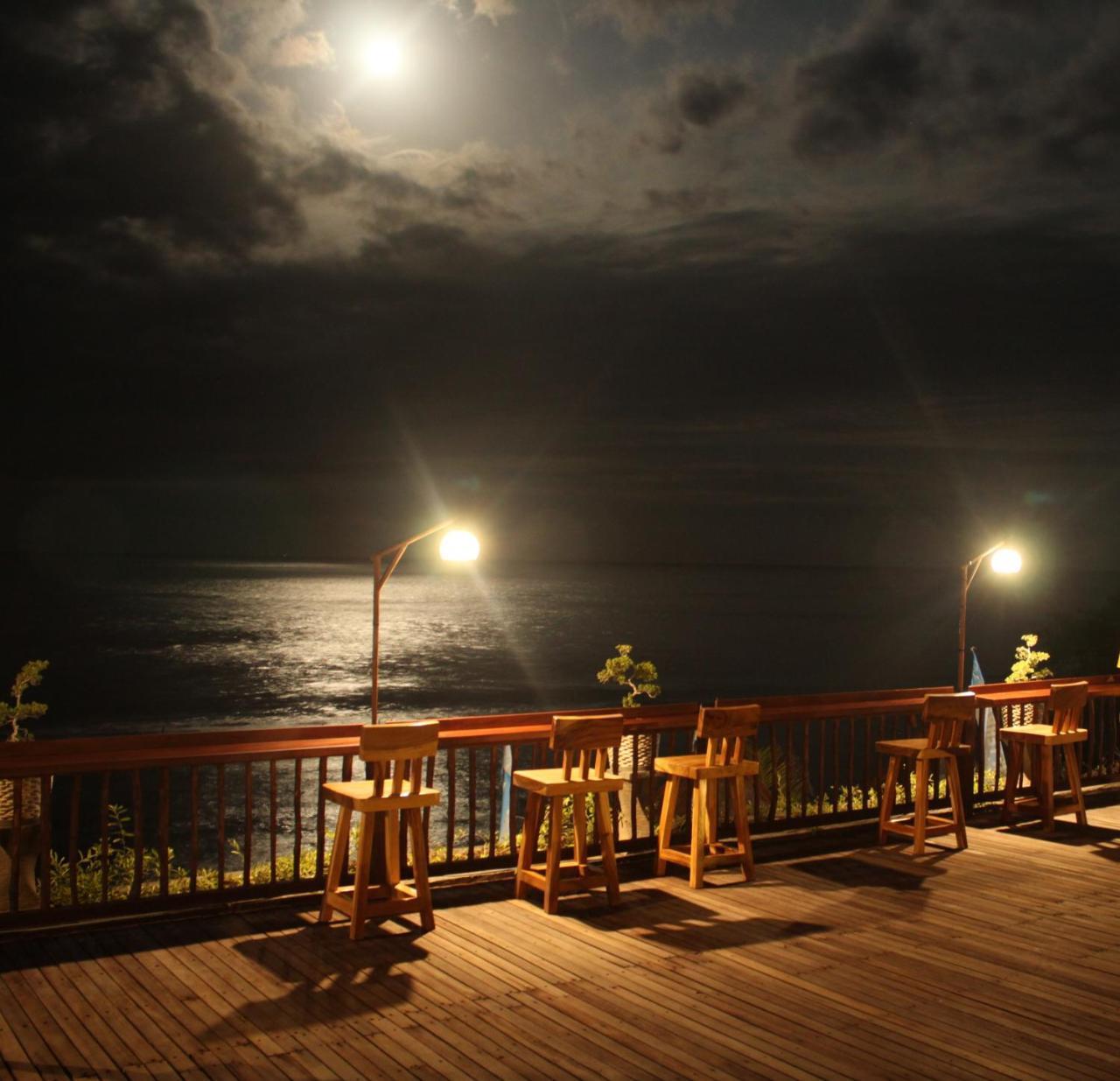 Sea Terras Suite And Luxury Batununggul Exteriör bild